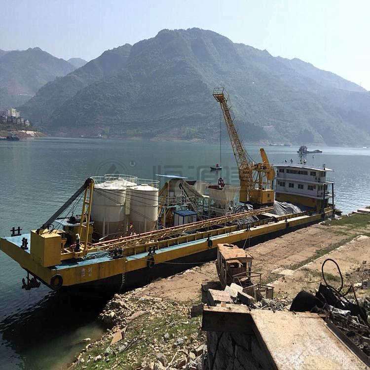 水上混凝土搅拌船价格