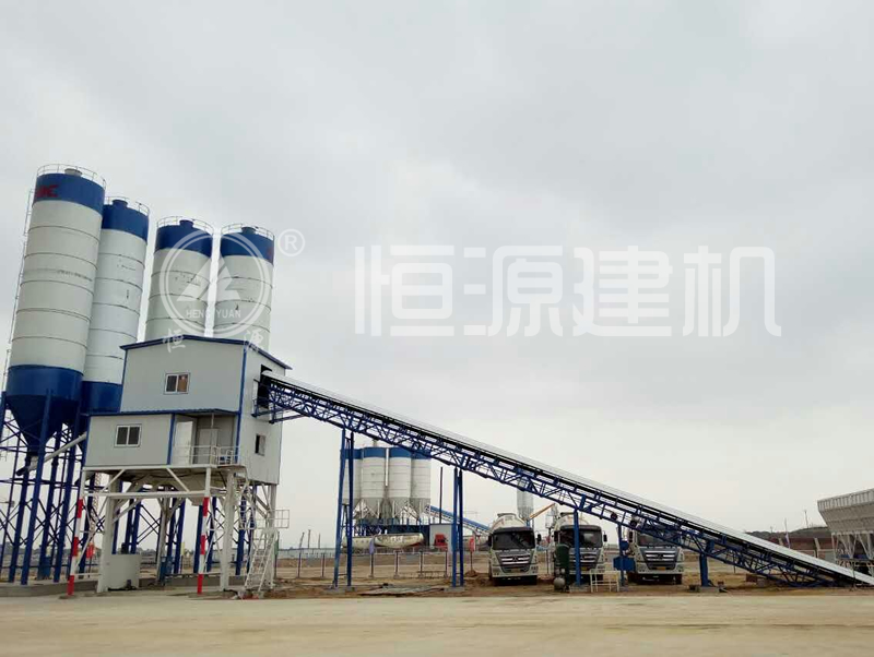 办一个120混凝土搅拌站价格是多少？如何选择hzs120搅拌站厂家？