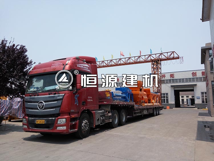 福州地铁HZS35型小型搅拌站发货